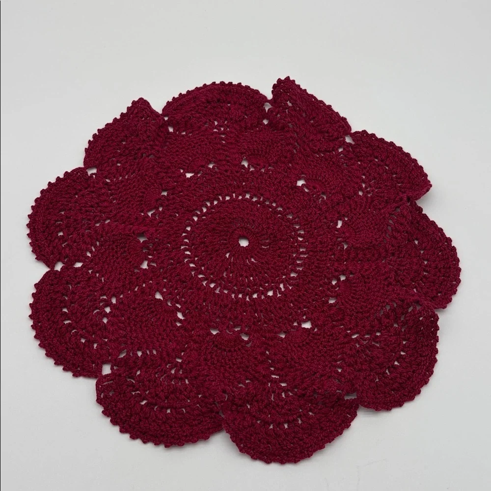 Lot of 4 Red Orange Crochet Round Different Sized Doilies